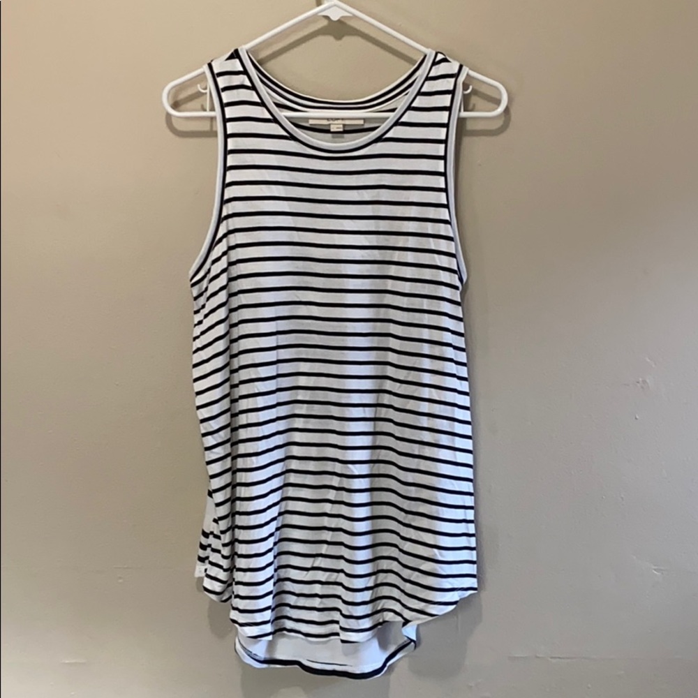 Black & White Striped LOFT Sleeveless Blouse - L